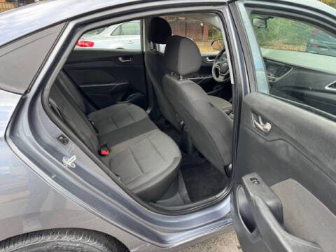 2019 Hyundai Accent SE