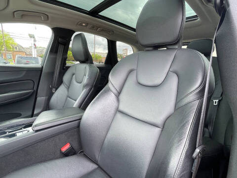 2023 Volvo XC60 B5 Core