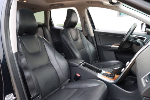 2017 Volvo XC60 T5 Inscription