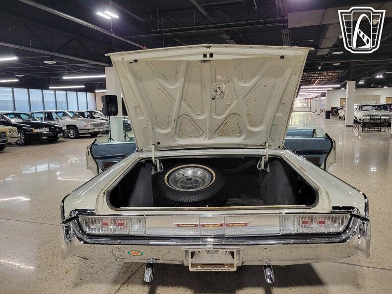 1965 Chrysler New Yorker