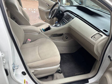 2010 Toyota Prius II