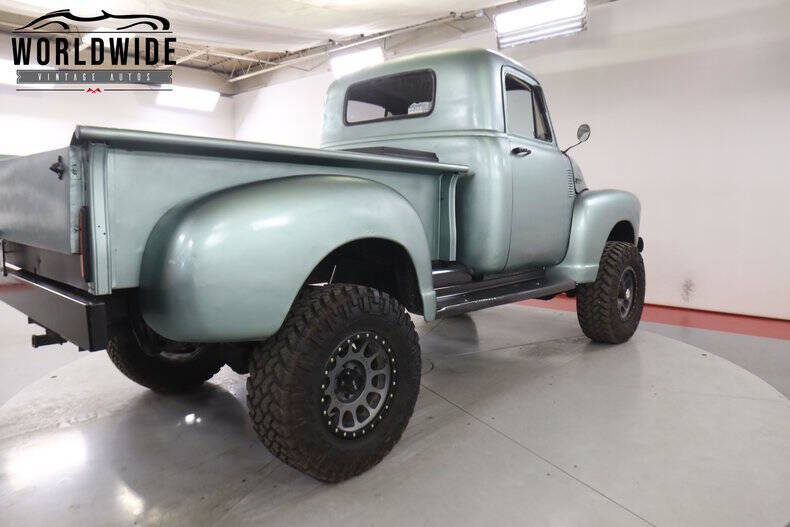 1952 Chevrolet Apache
