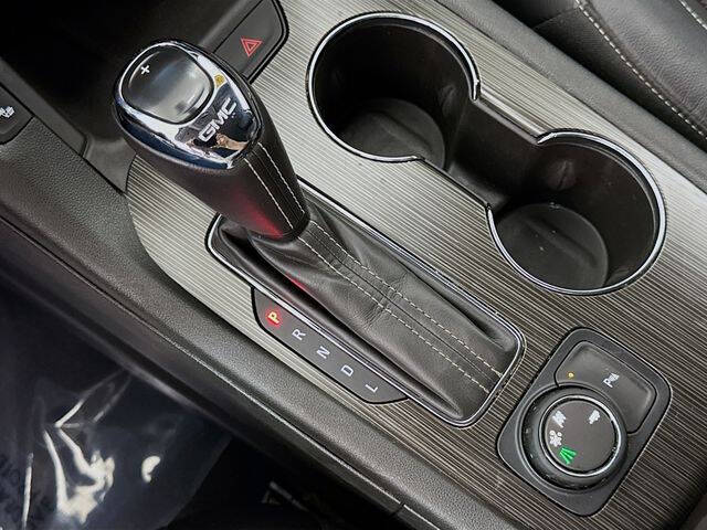 2017 GMC Acadia SLT-1