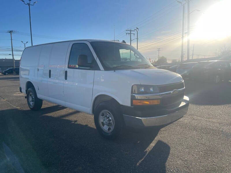 2017 Chevrolet Express 2500