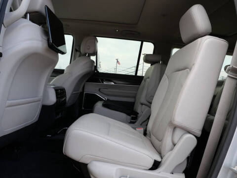 2023 Jeep Wagoneer Series II