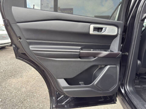 2020 Ford Explorer Platinum