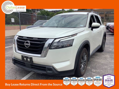 2023 Nissan Pathfinder SV