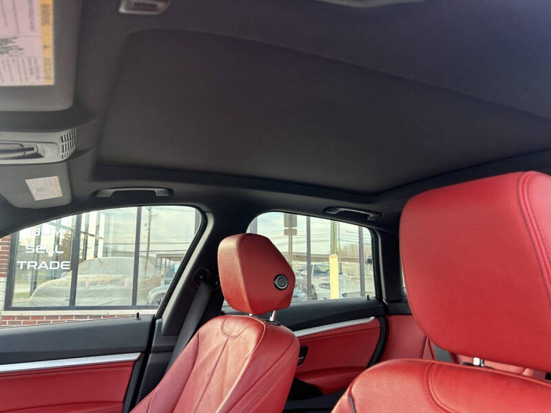 2018 BMW 3 Series 330i xDrive Gran Turismo