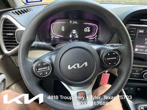 2024 Kia Soul LX