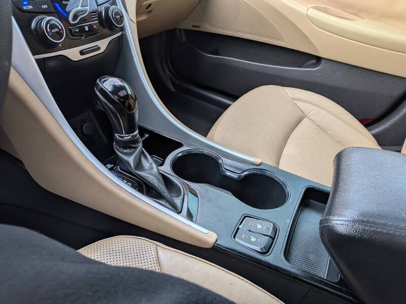 2015 Hyundai Sonata Hybrid Limited