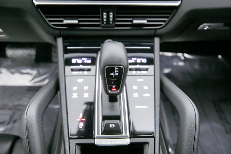 2022 Porsche Cayenne