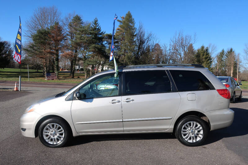 2007 Toyota Sienna for sale at GEG Automotive in Gilbertsville PA