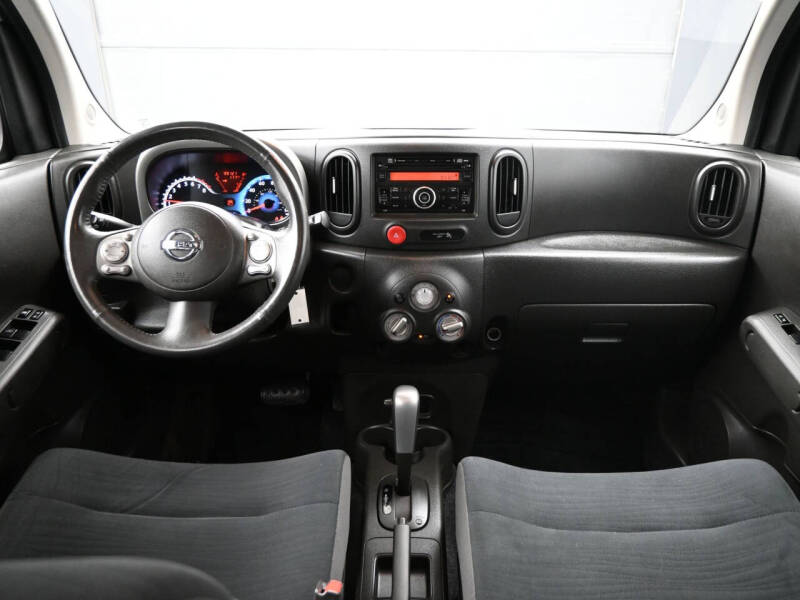 2011 Nissan cube