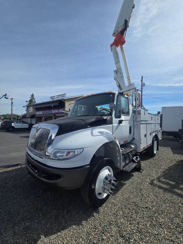 2017 International DuraStar 4300