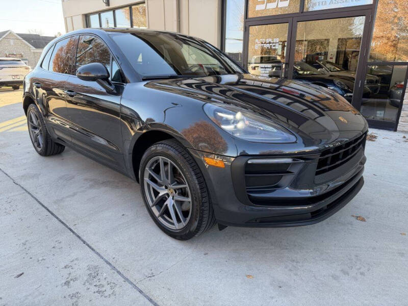 2022 Porsche Macan