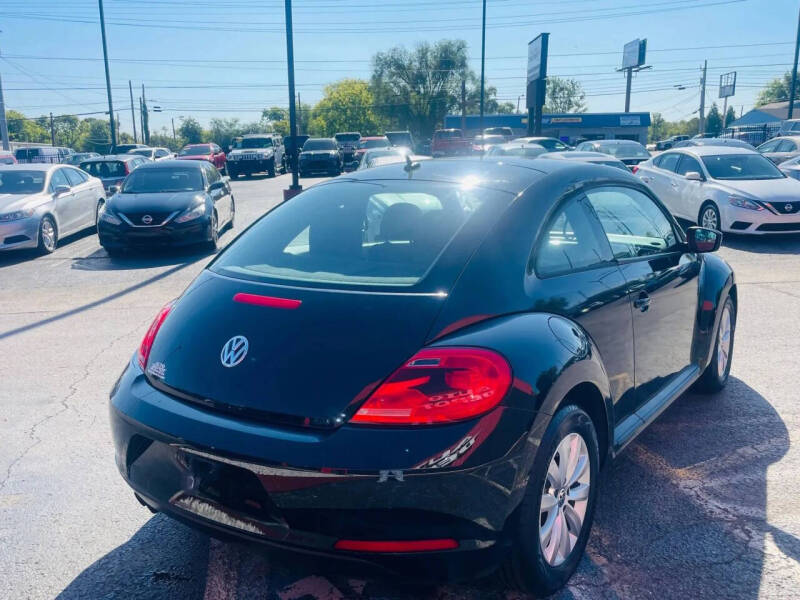 2014 Volkswagen Beetle 2.5L Entry PZEV