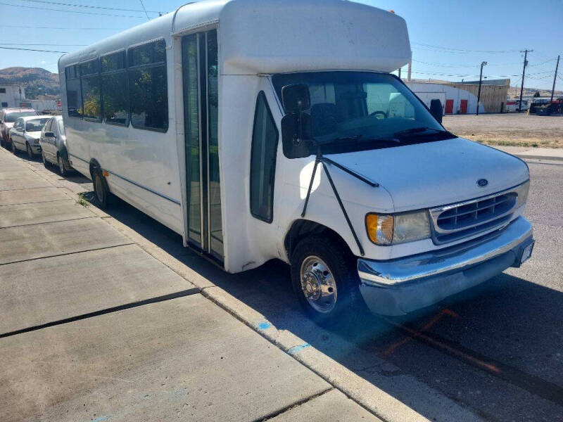 2000 Ford E-Series for sale at Creekside Auto Sales in Pocatello ID