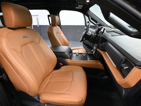 2024 Ford Expedition Platinum