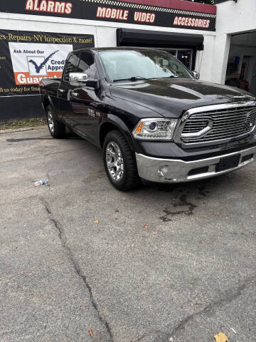 2017 RAM 1500 Laramie