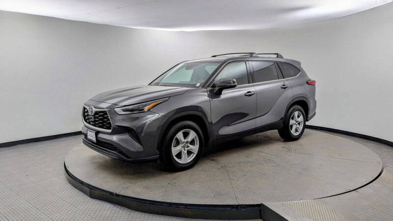 2021 Toyota Highlander L