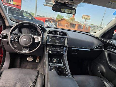 2017 Jaguar F-PACE 20d R-Sport