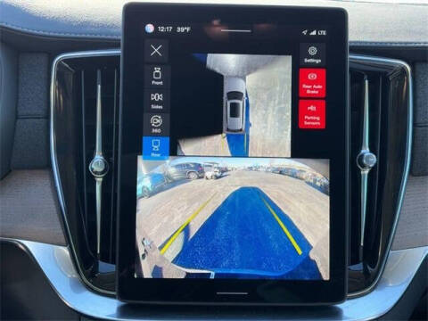 2025 Volvo XC90 B6 Plus Bright Theme 7P