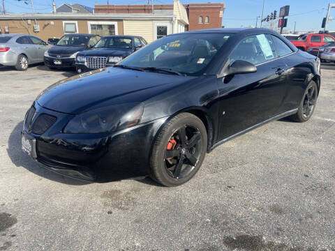 2007 Pontiac G6 for sale at Corridor Motors in Cedar Rapids IA