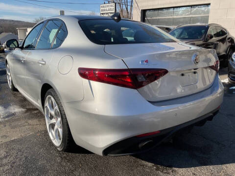 2018 Alfa Romeo Giulia Ti Sport