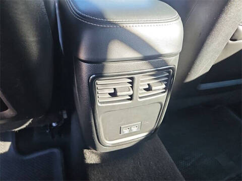 2023 Chrysler 300 S V6