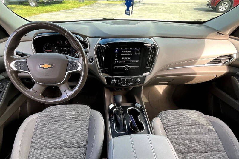 2021 Chevrolet Traverse LT Cloth