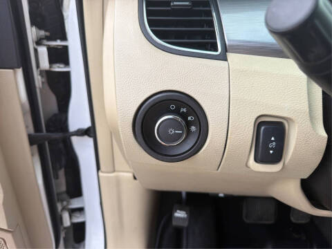 2015 Ford Taurus SEL