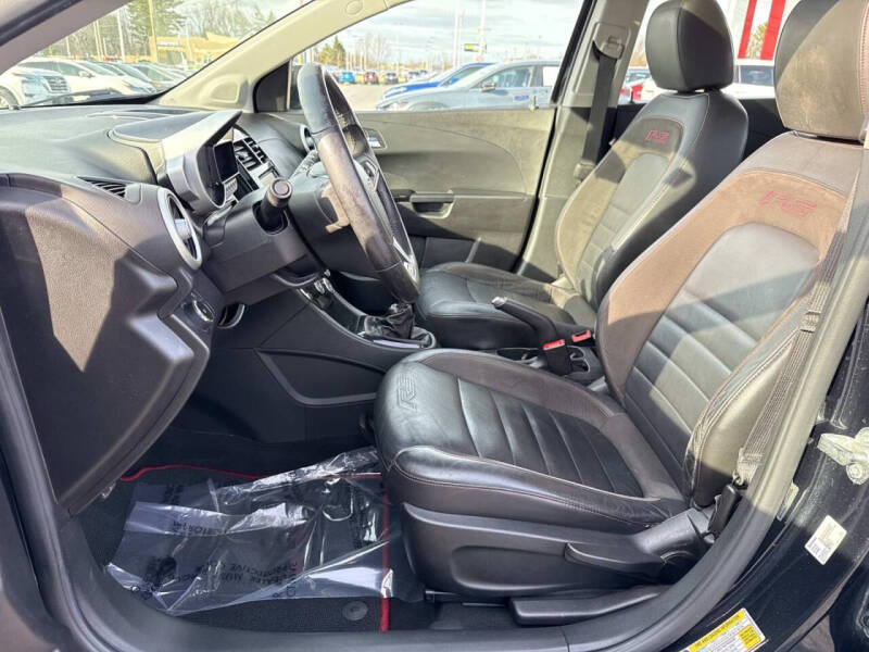 2015 Chevrolet Sonic RS Manual