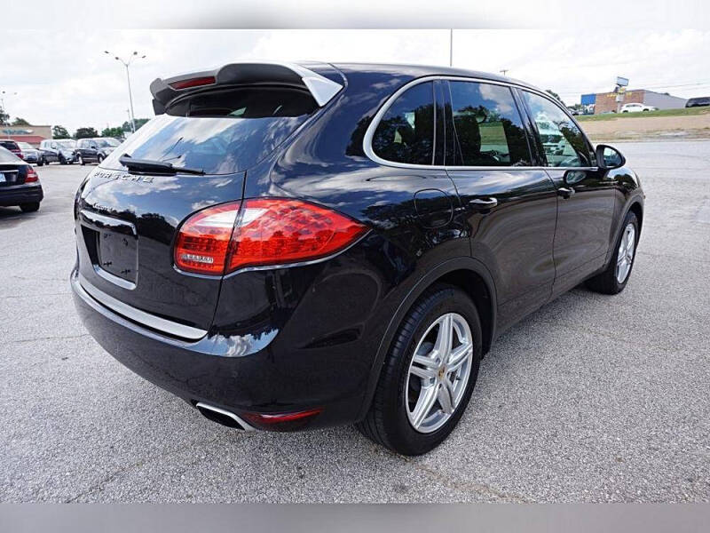 2014 Porsche Cayenne Platinum