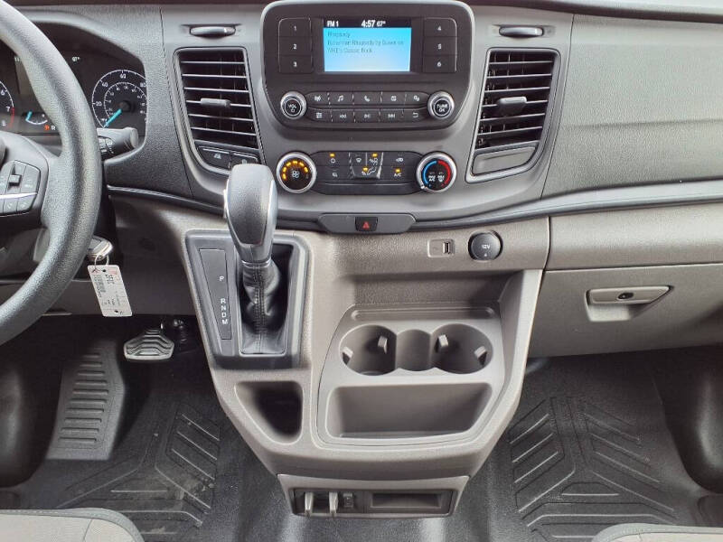 2025 Ford Transit 250