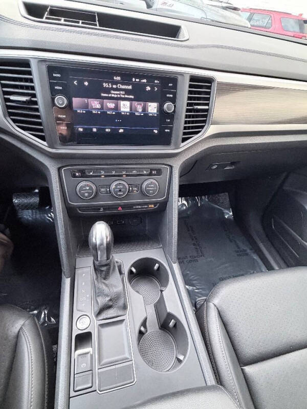 2019 Volkswagen Atlas V6 SE