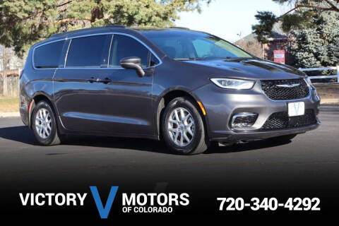 2022 Chrysler Pacifica Touring L