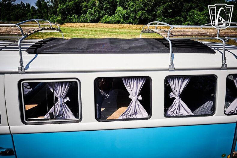 1990 Volkswagen Bus