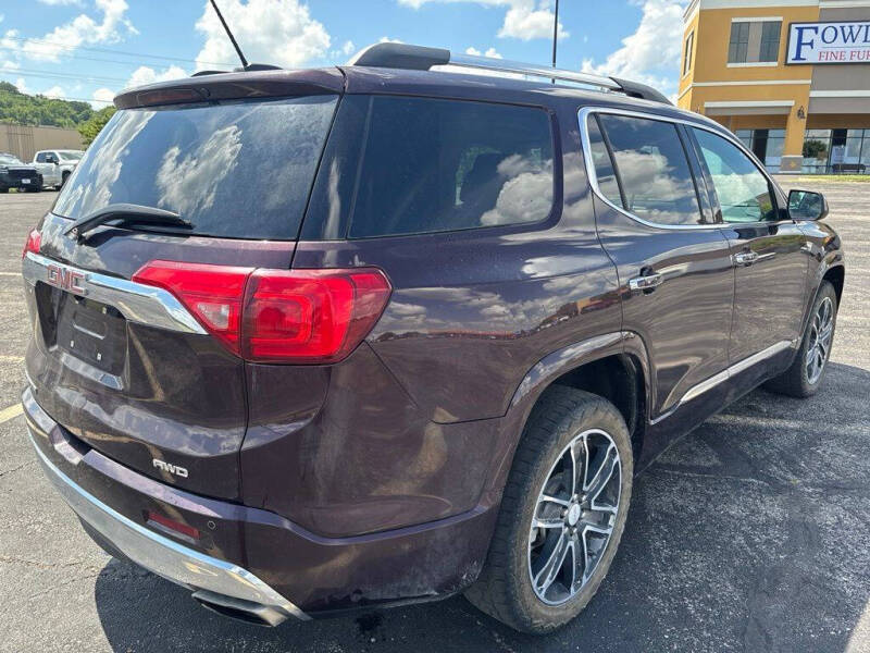 2017 GMC Acadia Denali