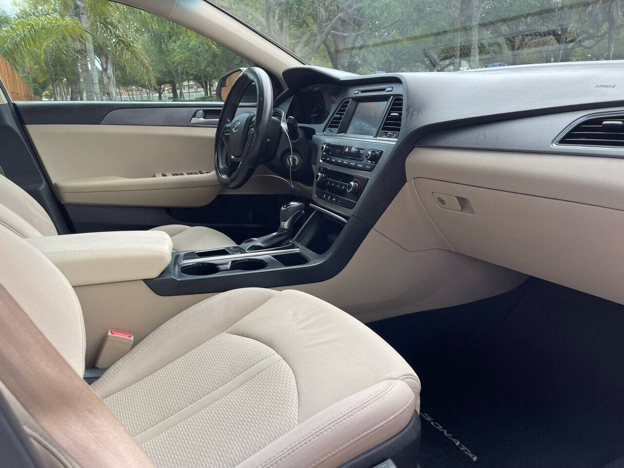 2016 HYUNDAI Sonata Sedan - $10,800