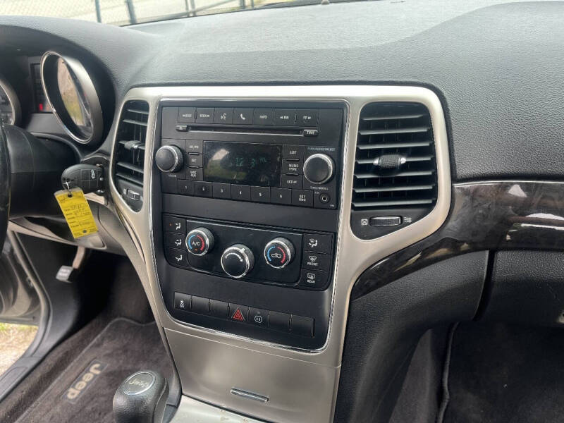 2011 Jeep Grand Cherokee Laredo