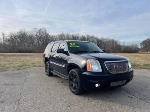 2007 GMC Yukon for sale at Knights Auto Sale in Newark OH