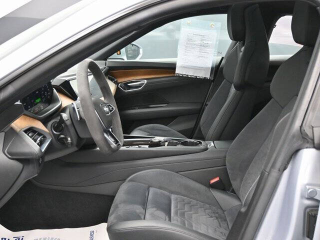 2022 Audi e-tron GT quattro Premium Plus