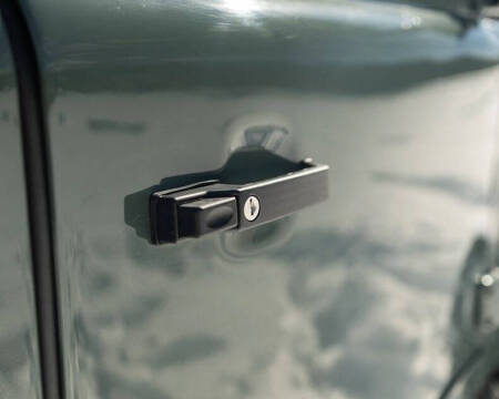 1991 Land Rover Defender