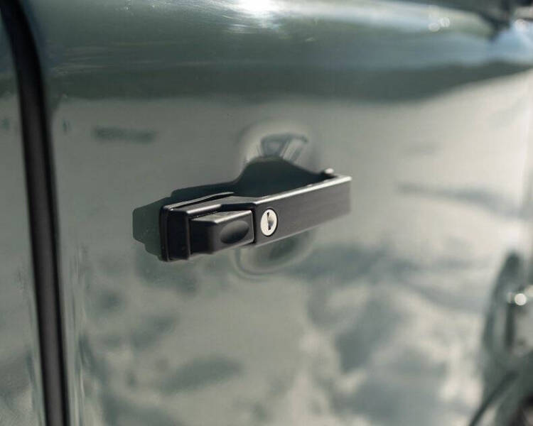 1991 Land Rover Defender