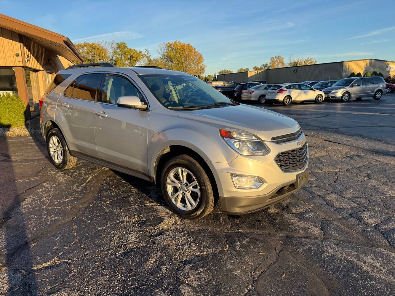 2017 Chevrolet Equinox for sale at BOHL AUTOMOTIVE in Racine, WI