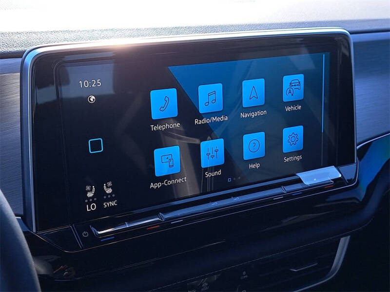 2026 Volkswagen Atlas Cross Sport SE