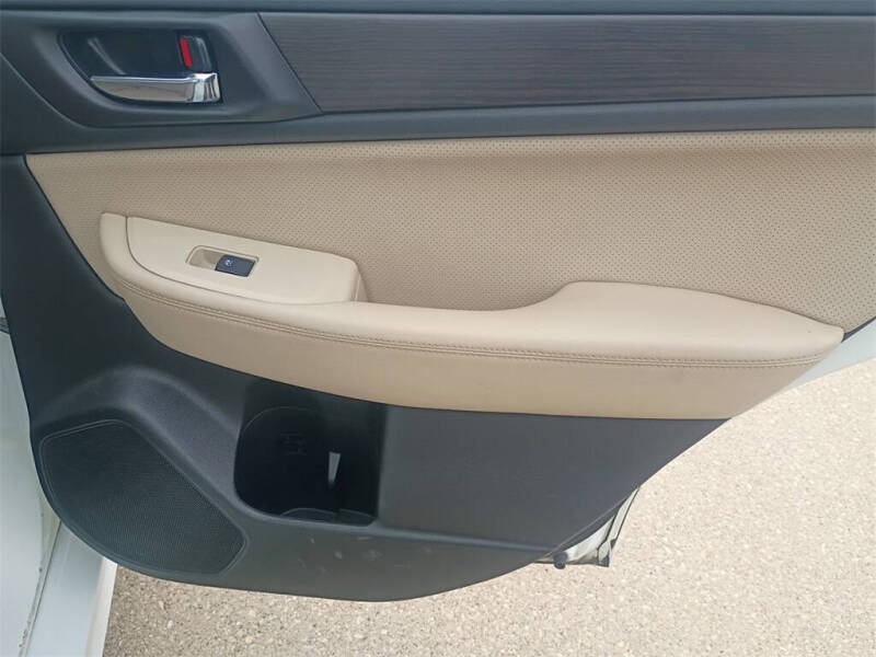 2017 Subaru Legacy 2.5i Limited