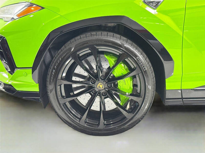 2024 Lamborghini Urus S