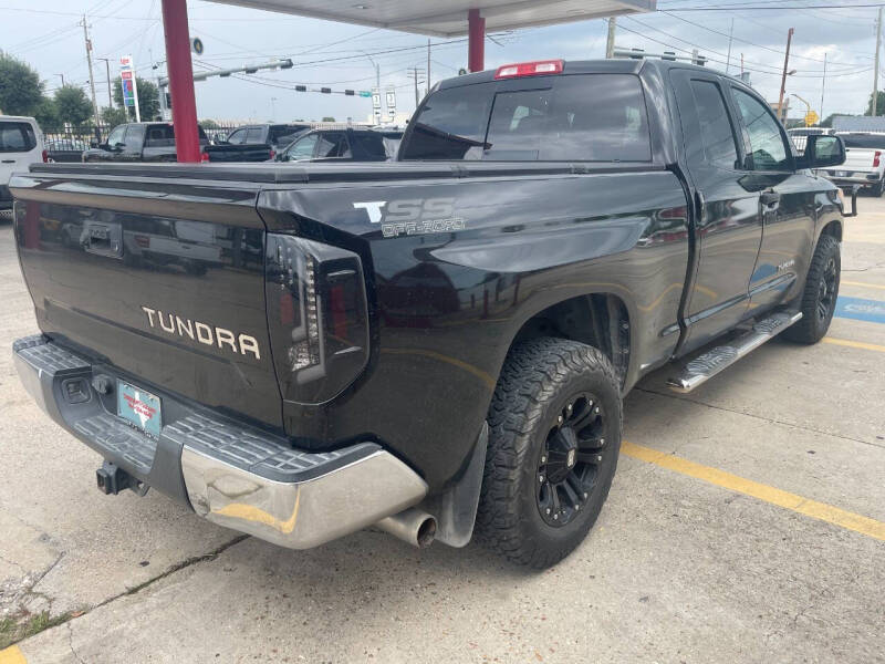2014 Toyota Tundra SR5