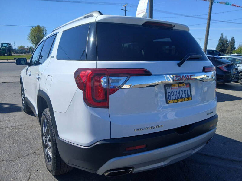 2020 GMC Acadia SLE